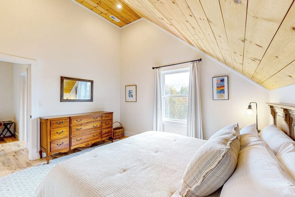 Photo of Bedroom in Whitefield