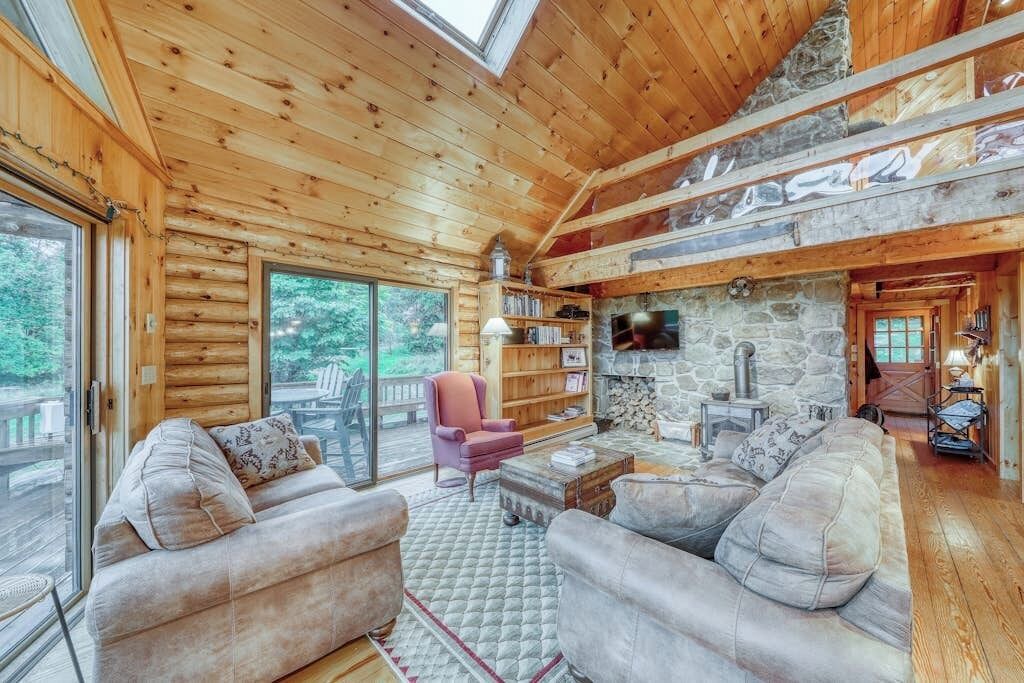 Photo of Livingroom in Andover