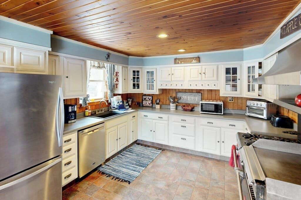 Photo of Kitchen in Londonderry