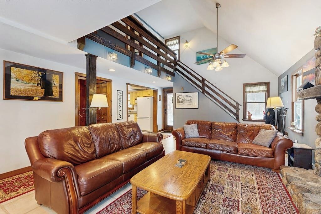 Photo of Livingroom in Birch Hill
