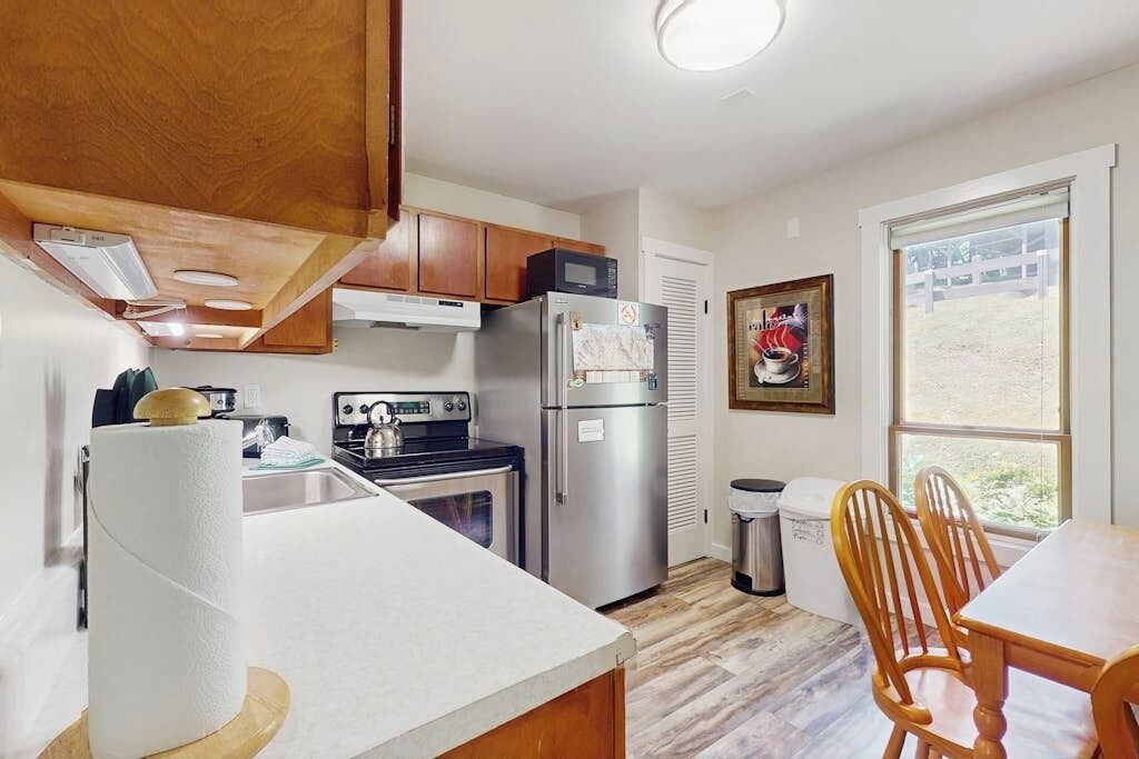 Photo of Kitchen in Warren