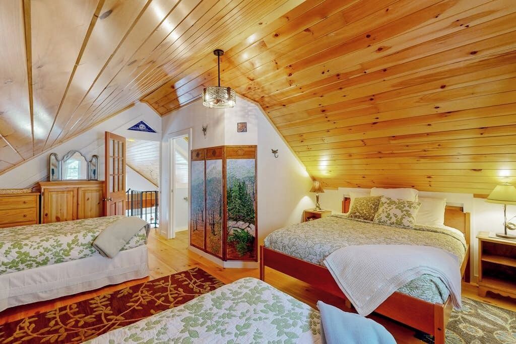 Photo of Bedroom in Warren