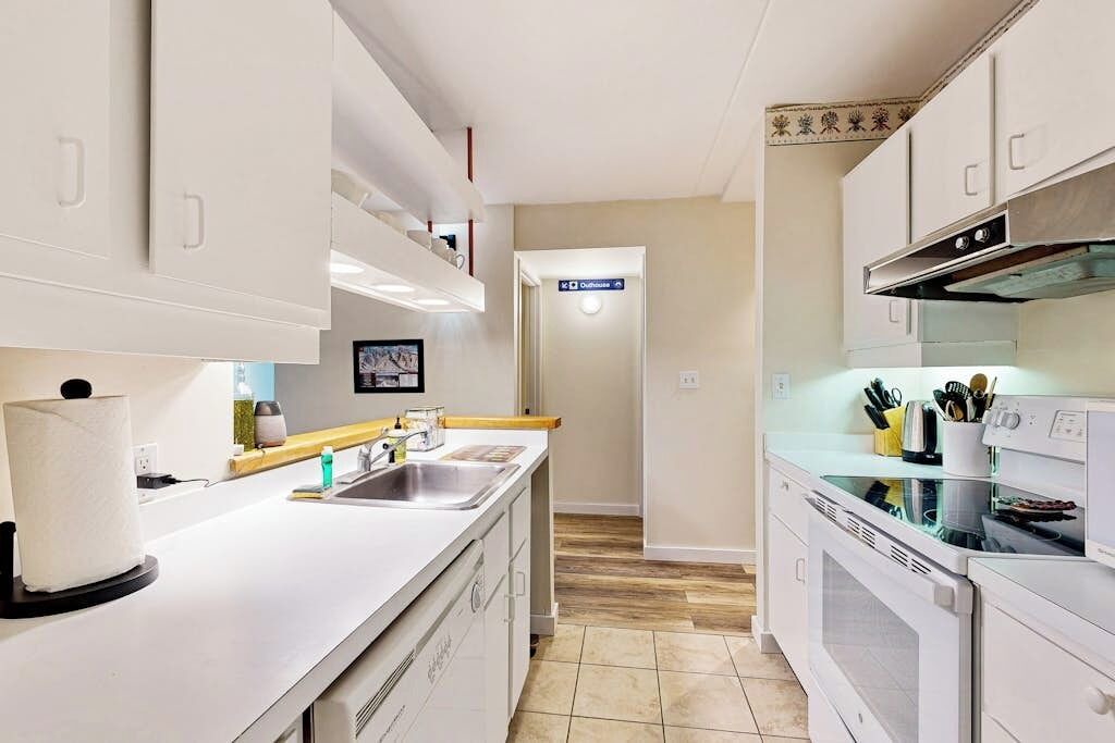 Photo of Kitchen in Warren