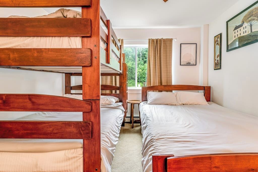 Photo of Bedroom in Warren