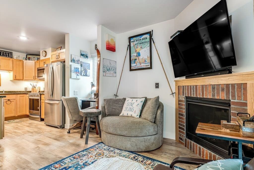 Photo of Livingroom in Warren