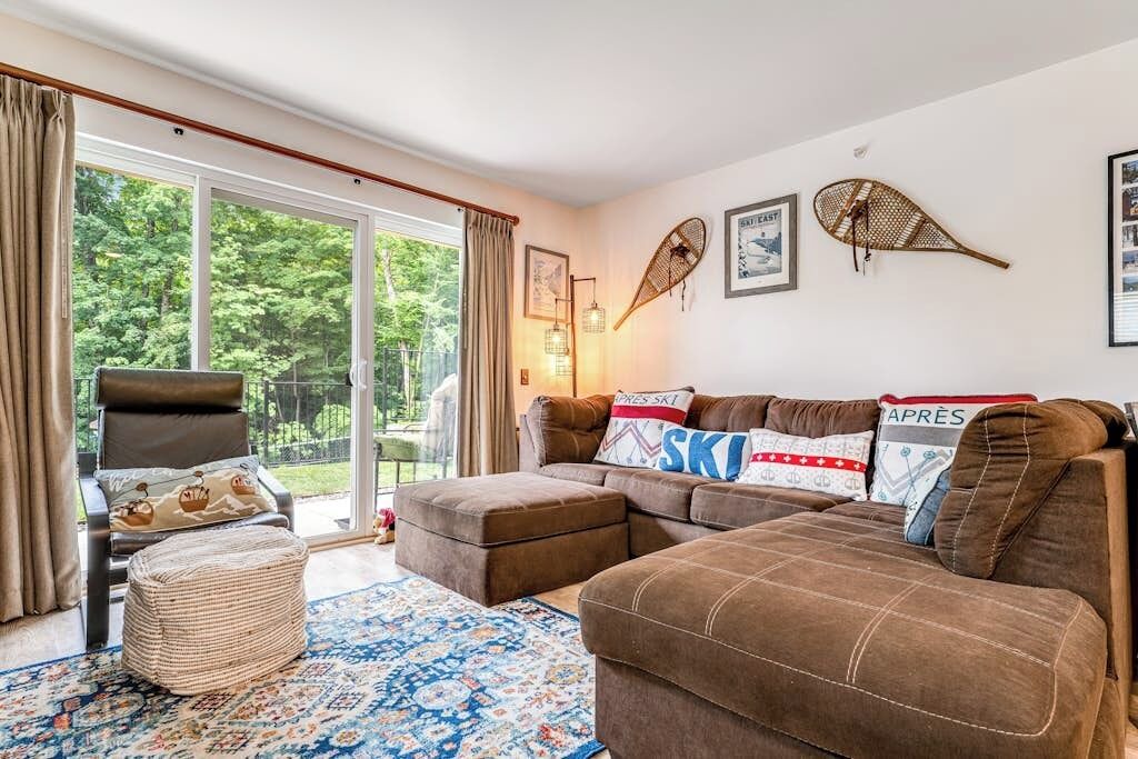 Photo of Livingroom in Warren
