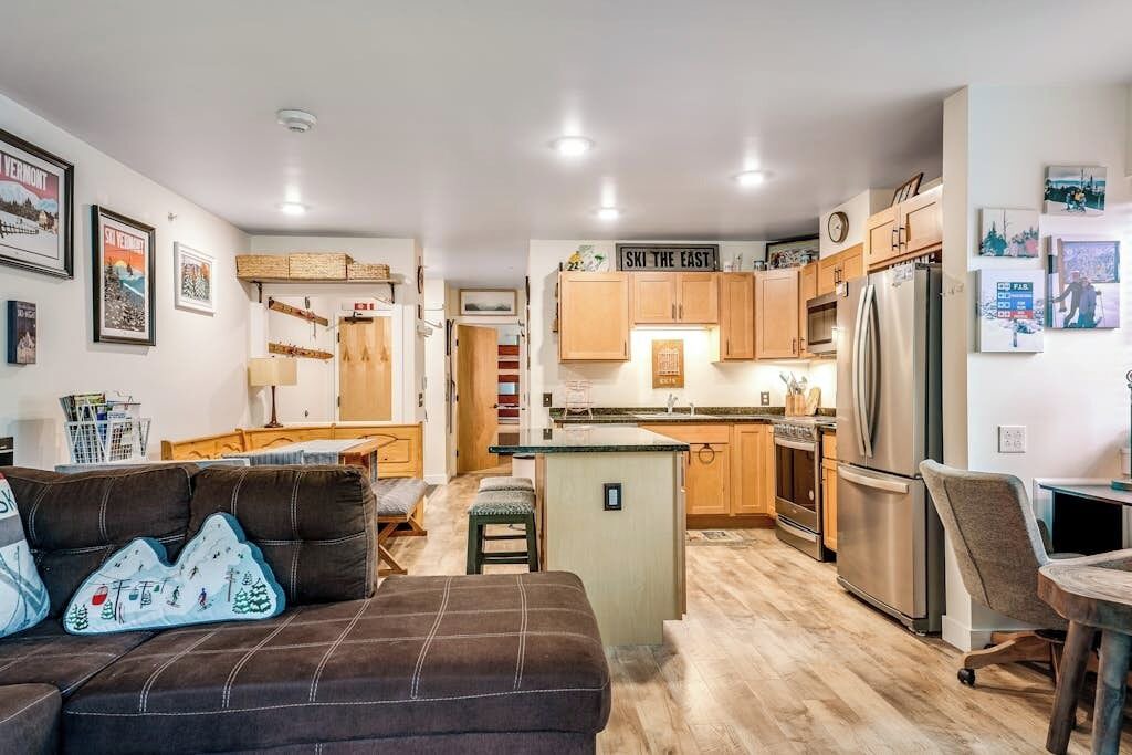 Photo of Livingroom in Warren