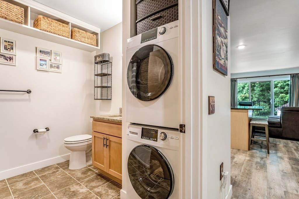 Photo of Bathroom in Warren