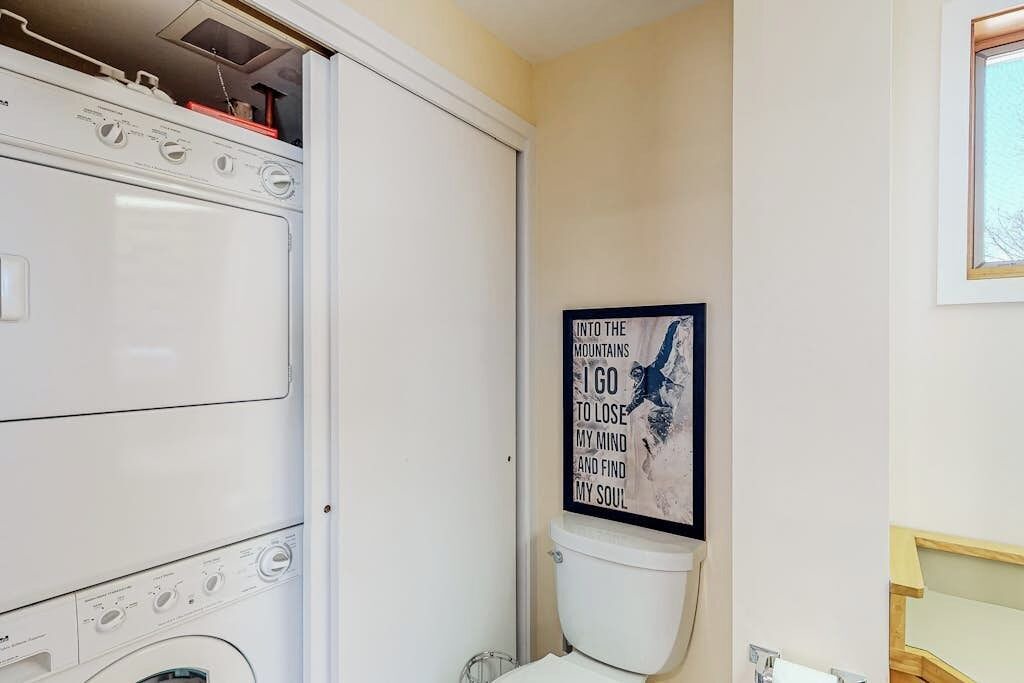 Photo of Bathroom in Warren
