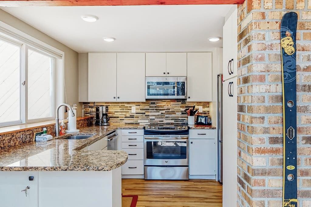 Photo of Kitchen in Warren