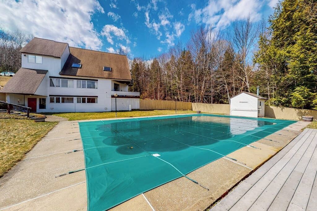 Photo of Outdoor in Warren