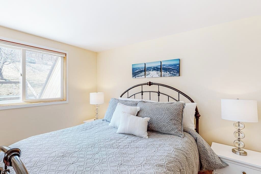 Photo of Bedroom in Warren