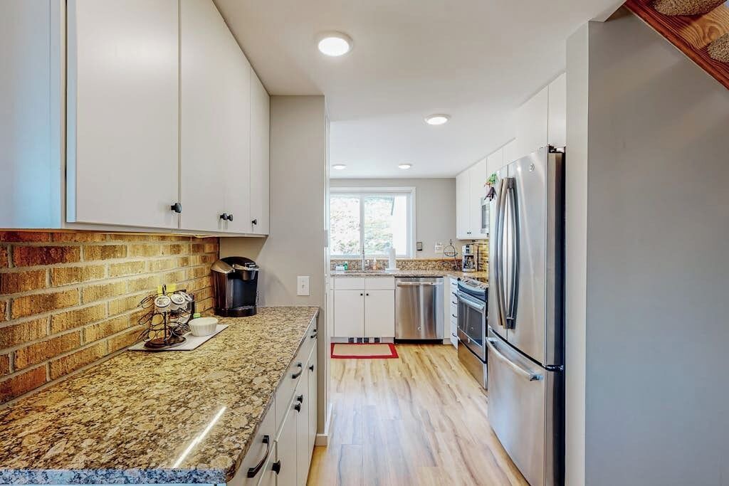 Photo of Kitchen in Warren