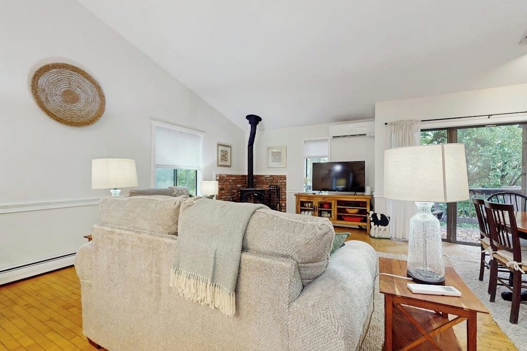 Photo of Livingroom in Quechee