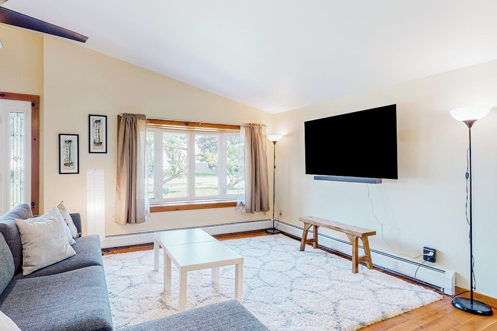 Photo of Livingroom in South Burlington