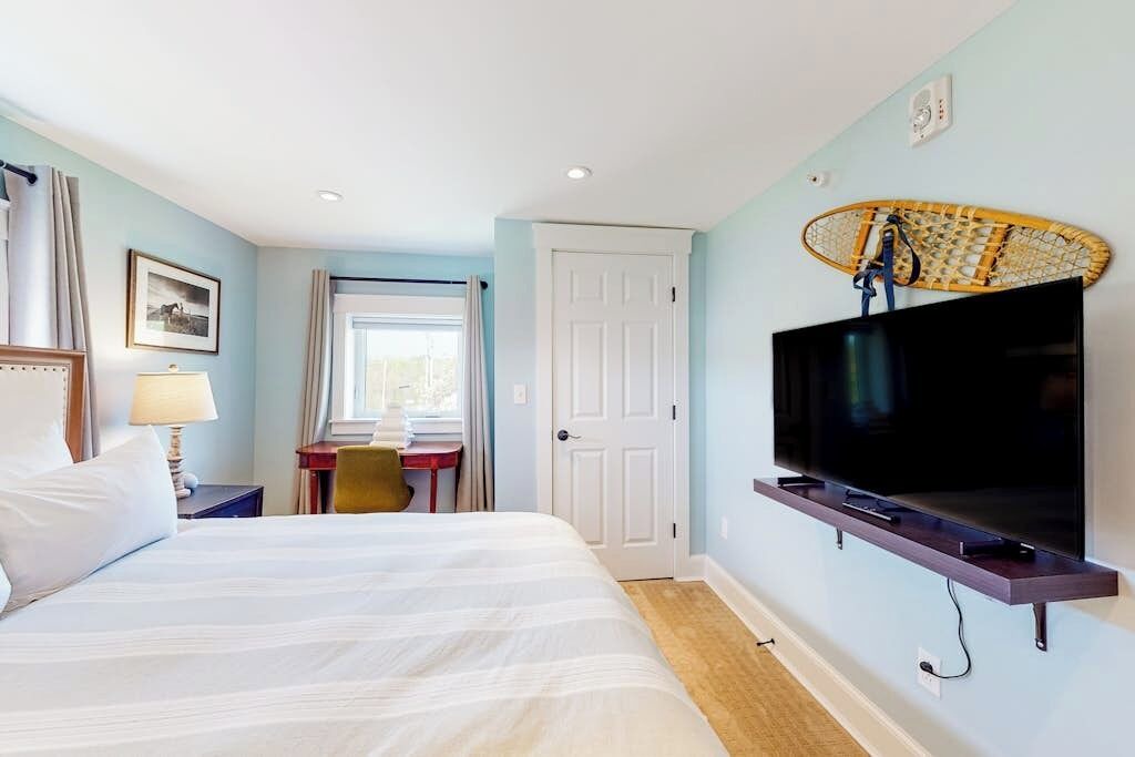 Photo of Bedroom in Waterbury Center