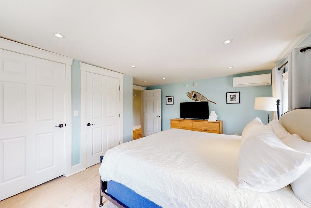 Photo of Bedroom in Waterbury Center