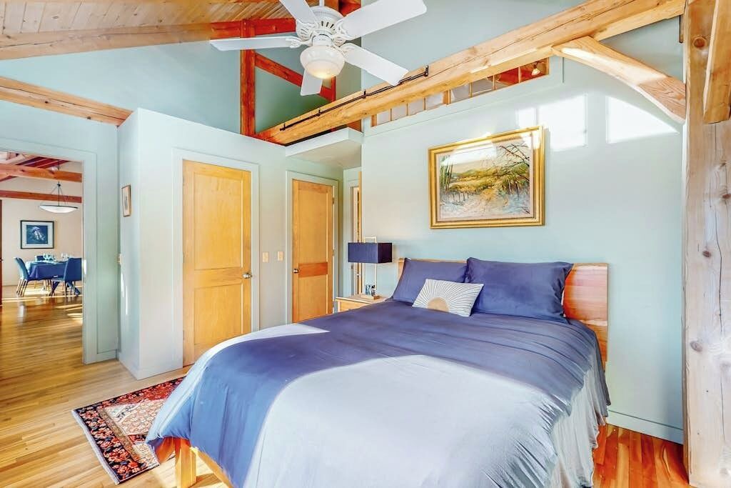 Photo of Bedroom in Underhill