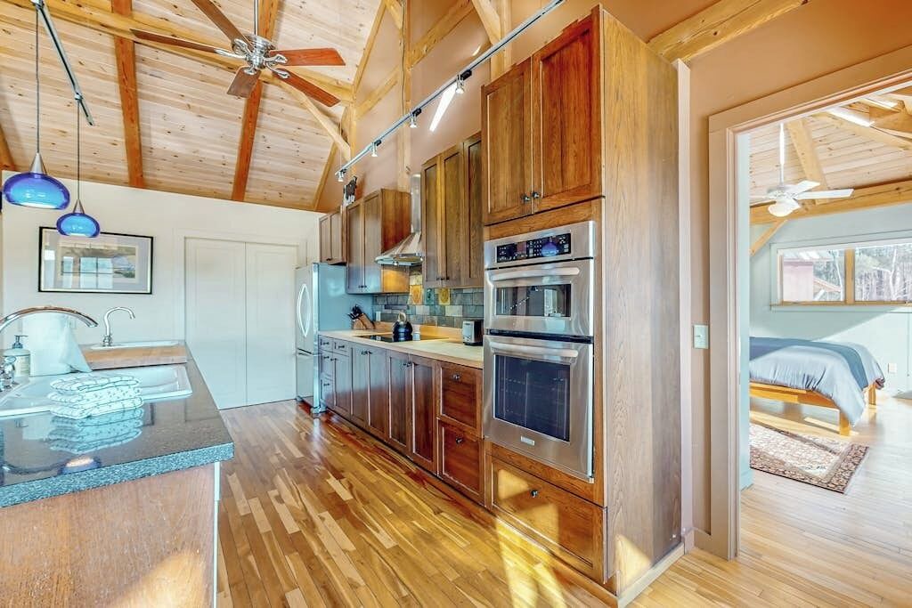 Photo of Kitchen in Underhill