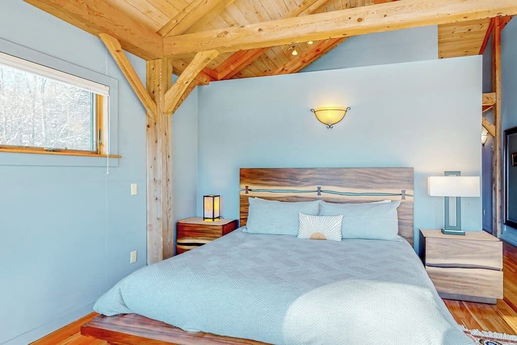Photo of Bedroom in Underhill