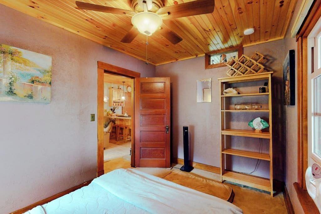 Photo of Bedroom in North Hero