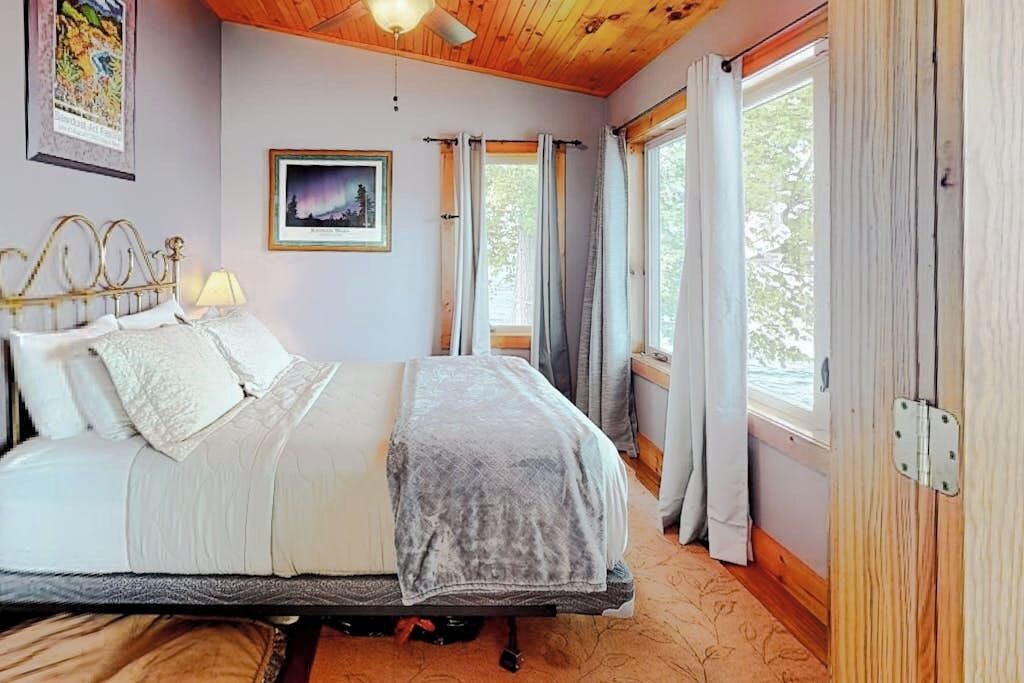 Photo of Bedroom in North Hero