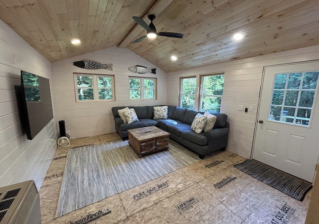Photo of Livingroom in Hubbardton