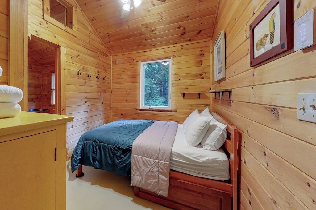Photo of Bedroom in Hubbardton