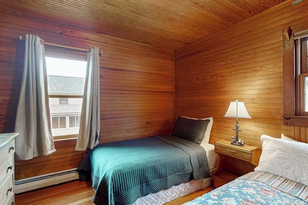 Photo of Bedroom in Bomoseen