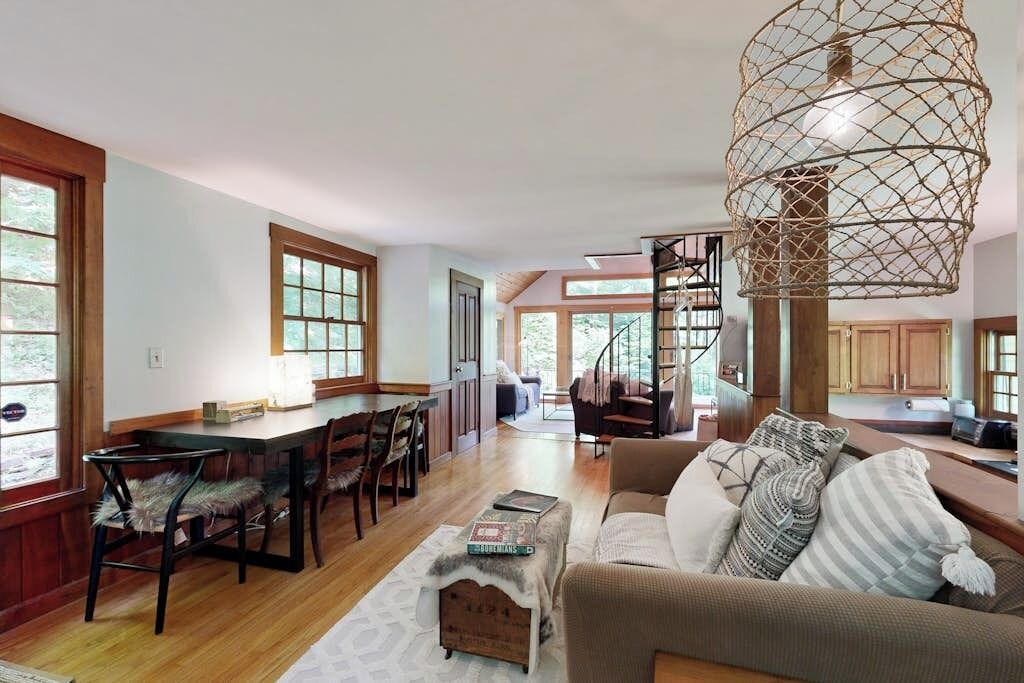 Photo of Livingroom in Barnard
