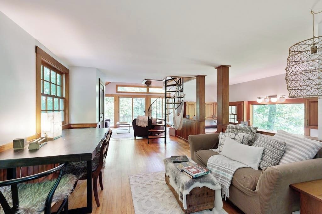 Photo of Livingroom in Barnard