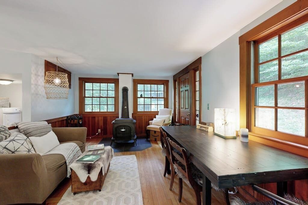 Photo of Livingroom in Barnard
