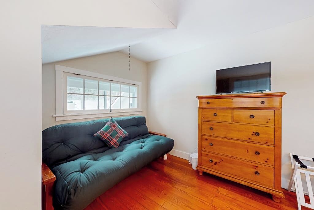 Photo of Livingroom in Fair Haven