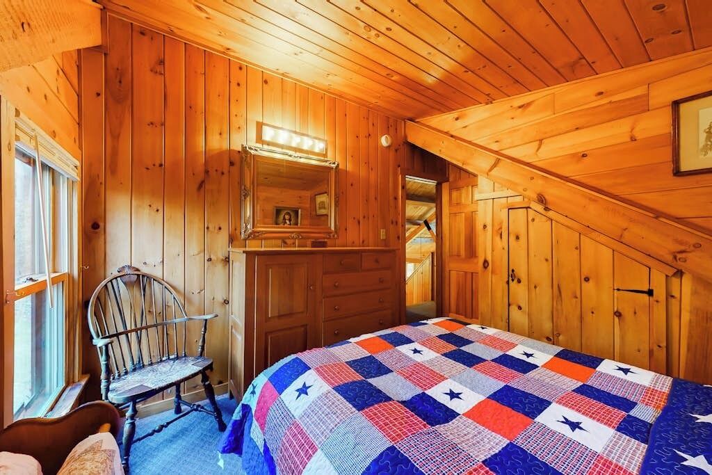 Photo of Bedroom in Neshobe Beach