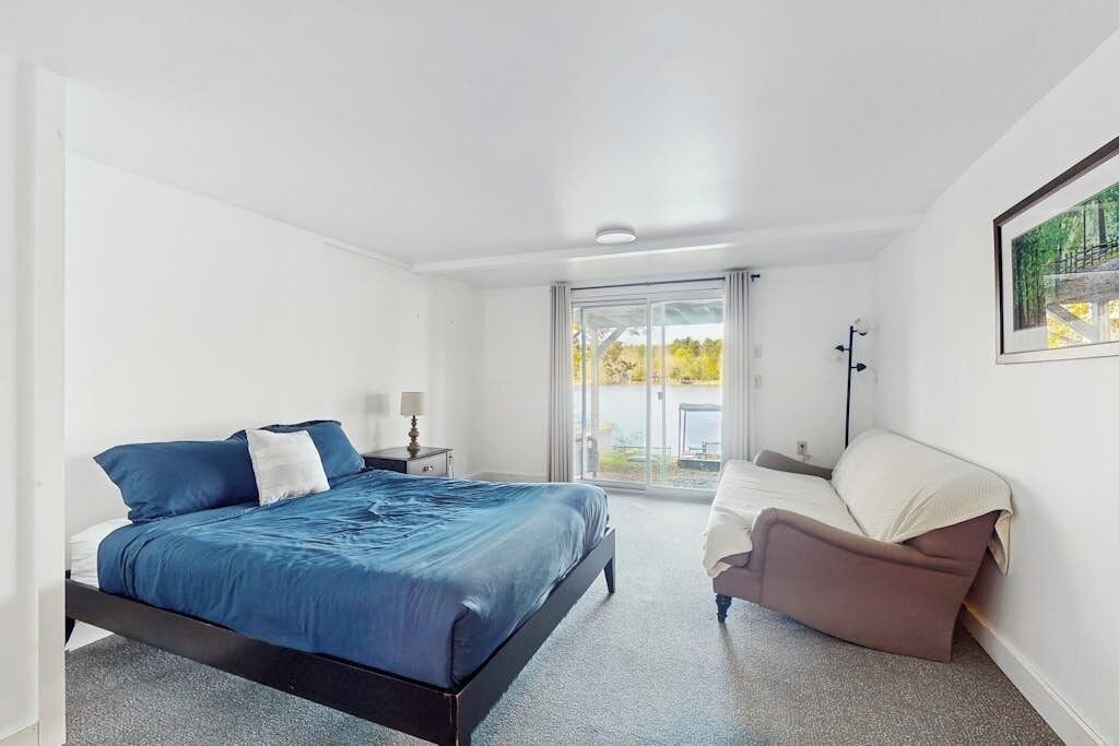 Photo of Bedroom in Castleton