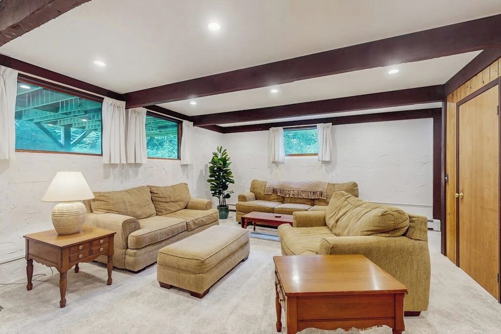 Photo of Livingroom in Waterbury Center