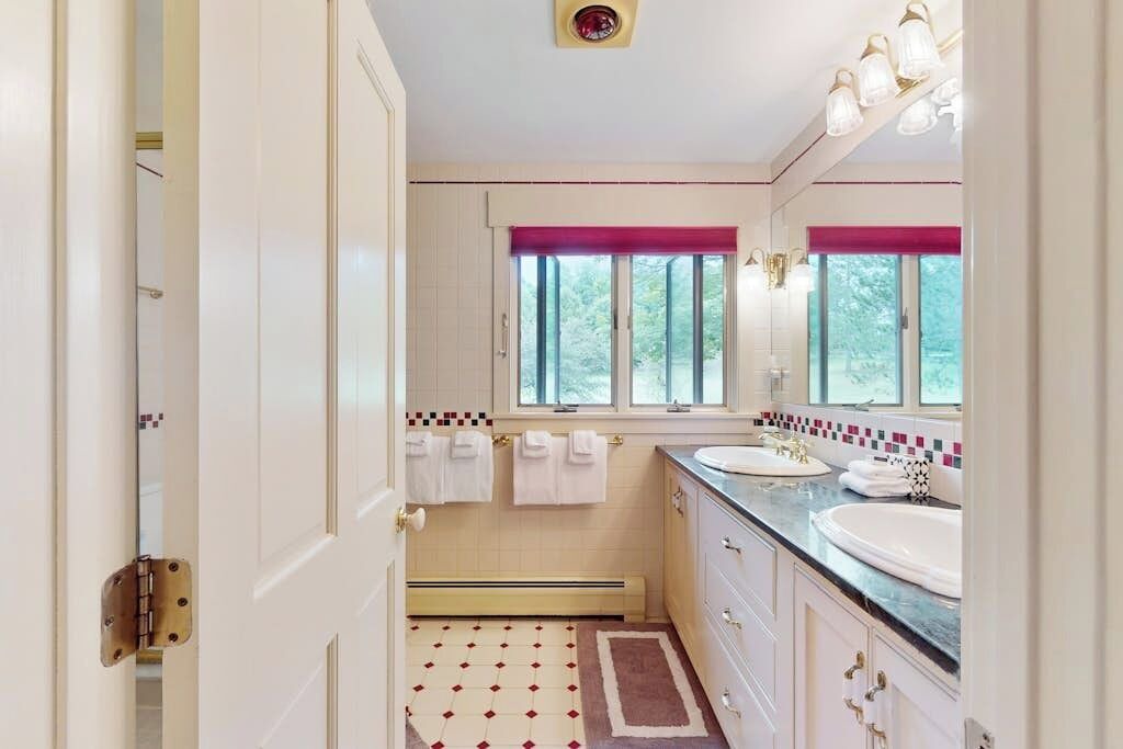 Photo of Bathroom in Woodstock
