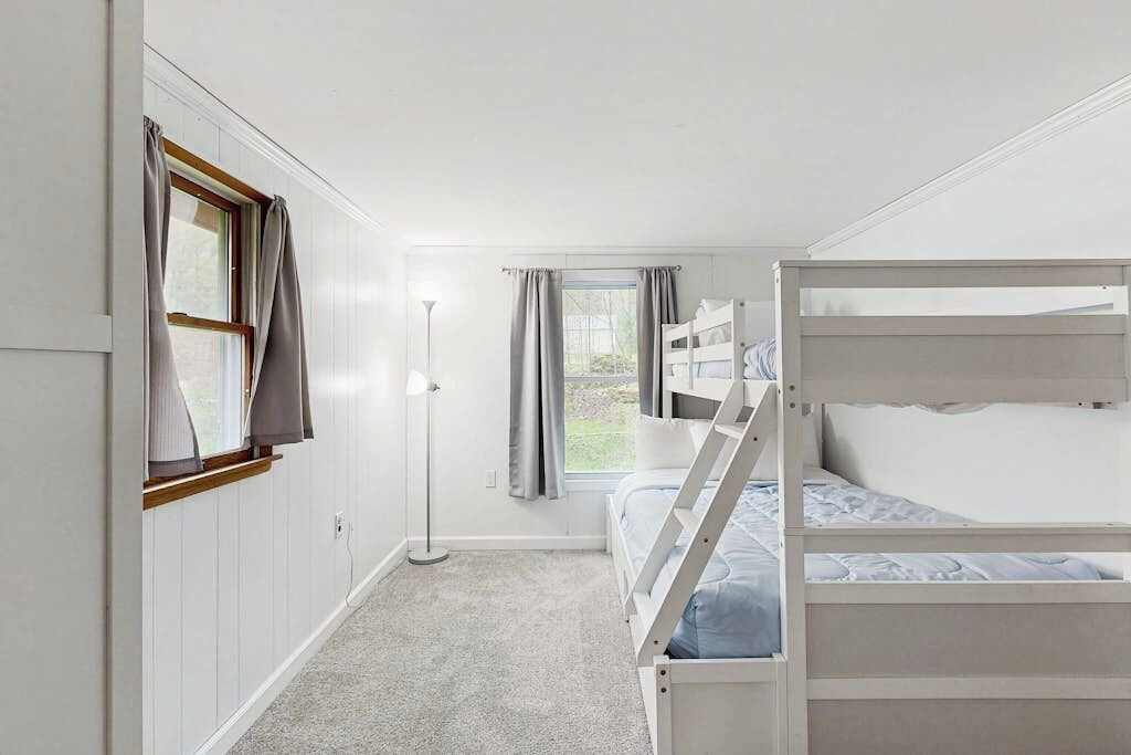 Photo of Bedroom in Bridgewater Corners
