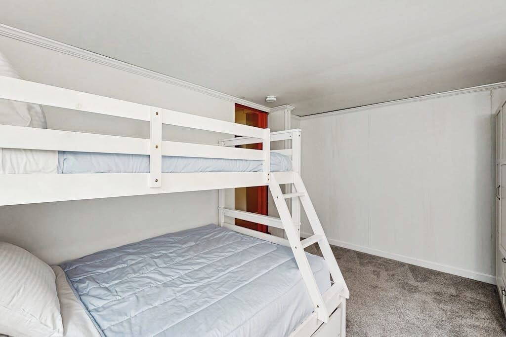 Photo of Bedroom in Bridgewater Corners