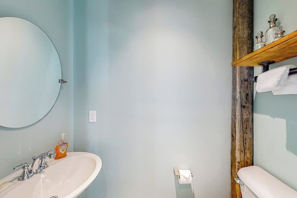 Photo of Bathroom in Waterbury Center