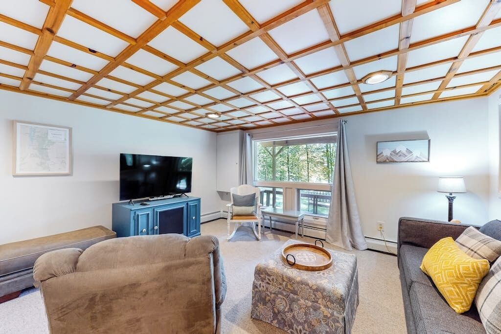 Photo of Livingroom in Pittsfield