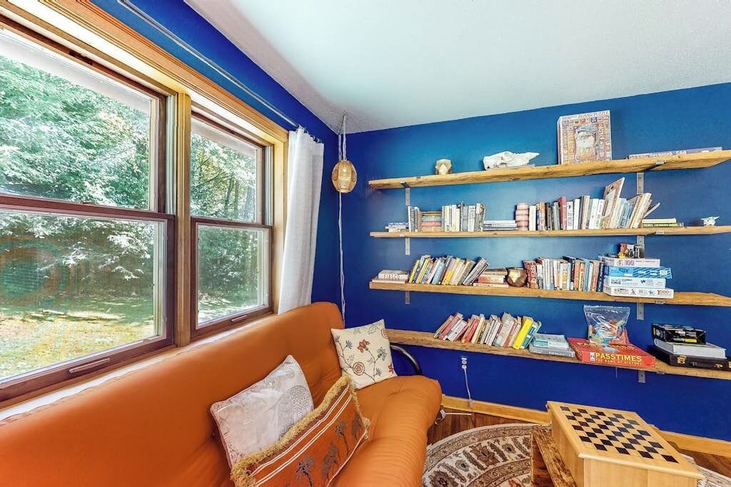 Photo of Livingroom in Pittsfield