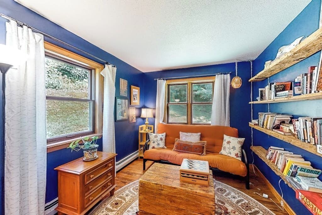Photo of Livingroom in Pittsfield