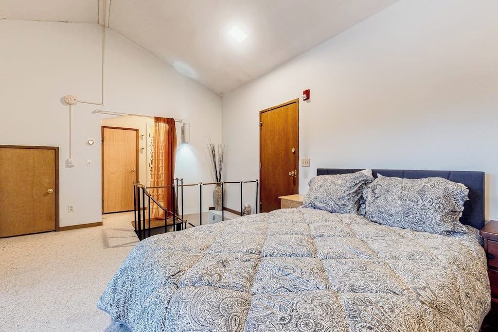 Photo of Bedroom in Mendon