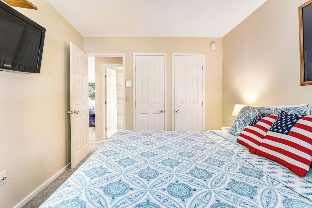 Photo of Bedroom in Warren