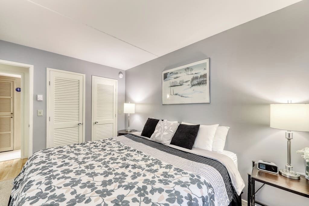 Photo of Bedroom in Warren
