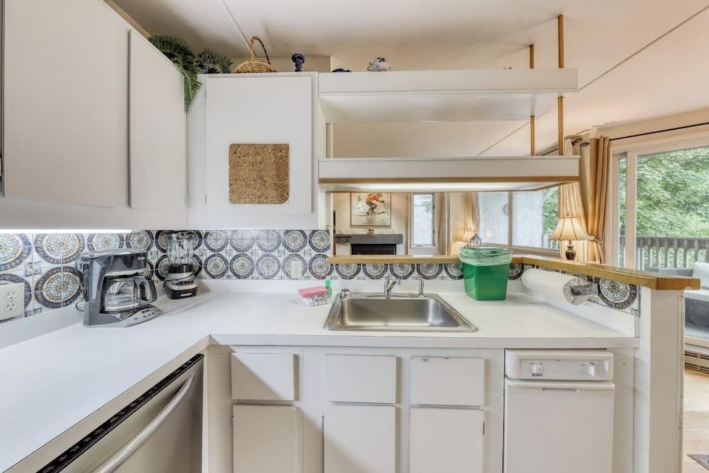 Photo of Kitchen in Warren