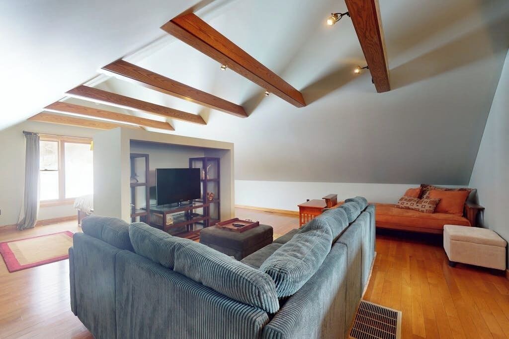 Photo of Livingroom in Bethel