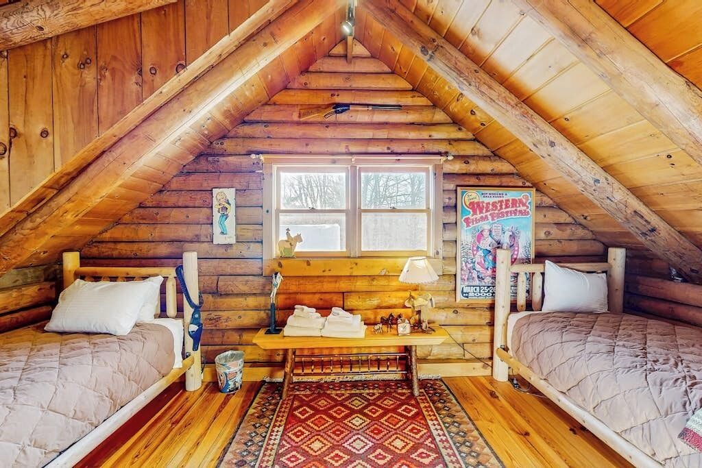 Photo of Bedroom in Bethel