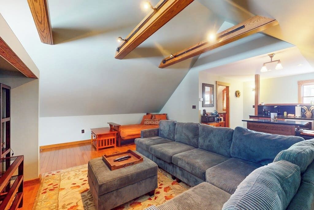 Photo of Livingroom in Bethel